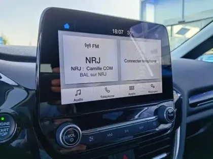 Photo 10 Ford Fiesta 1.0 EcoBoost 100ch Stop&Start Titanium 5p Euro6.2