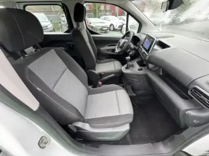 Photo 15 Toyota Proace 1.2 LONG 110 VVT-I DYNAMIC