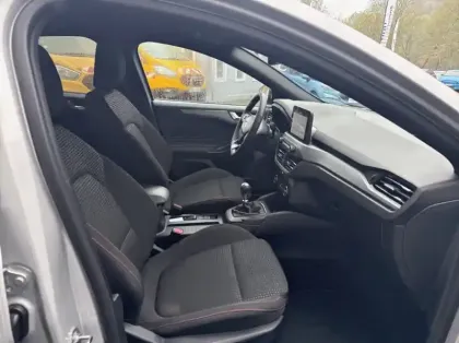 Photo 26 Ford Focus 1.0 Flexifuel mHEV 125ch ST-Line Style