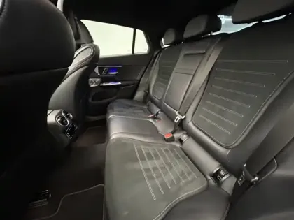 Photo 8 Mercedes Classe GLC 300 e Hybrid EQ 4MATIC AMG Line