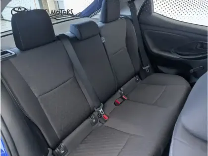 Photo 12 Toyota Yaris Hybride 116h Dynamic