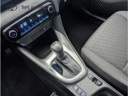 Photo 23 Toyota Yaris Hybride 116h Dynamic