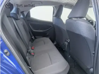 Photo 13 Toyota Yaris Hybride 116h Dynamic