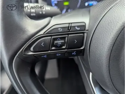 Photo 17 Toyota Yaris Hybride 116h Dynamic