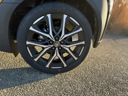 Photo 11 Toyota Aygo Gén. I Ph2 GR Sport 5