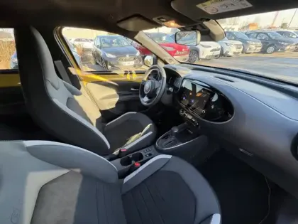 Photo 6 Toyota Aygo Gén. I Ph2 GR Sport 5