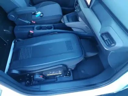 Photo 14 Ford Transit Courier Fourgonnette Electrique 100 kW 136ch batterie 46 kWh Trend