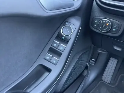 Photo 5 Ford Fiesta 1.0 EcoBoost 95ch ST-Line 5p