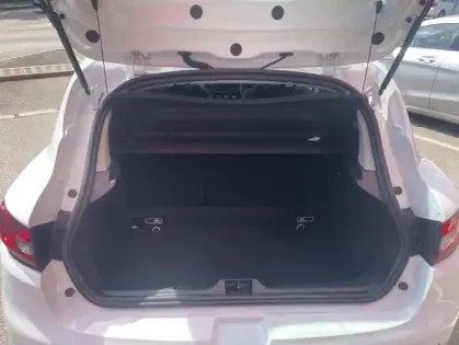 Photo 12 Renault Clio IV TCe 75 - Génération