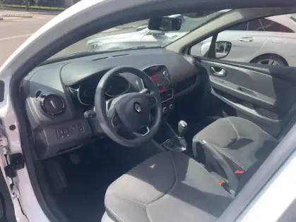 Photo 8 Renault Clio IV TCe 75 - Génération