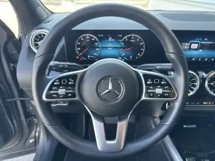 Photo 18 Mercedes GLA 200 Progressive Line