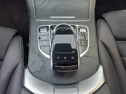 Photo 17 Mercedes Classe C  220 d Berline AMG Lin