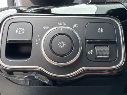 Photo 16 Mercedes CLA  180 d Shooting Brake AMG L