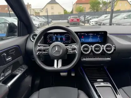 Photo 30 Mercedes GLA  200 d AMG Line