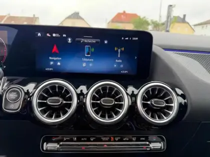 Photo 39 Mercedes GLA  200 d AMG Line