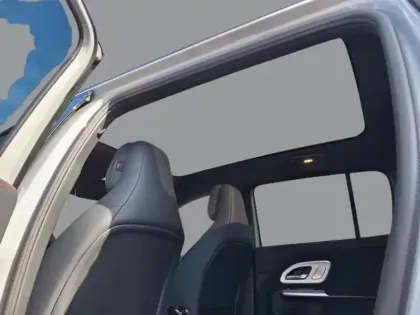 Photo 15 Mercedes GLB 250+ avec technologie EQ Limit