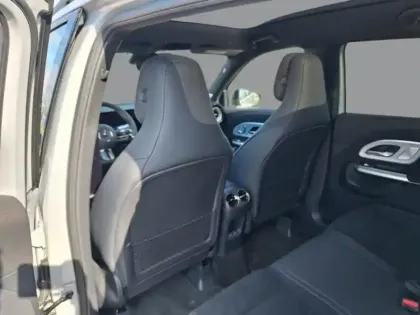 Photo 16 Mercedes GLB 250+ avec technologie EQ Limit