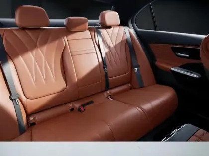 Photo 8 Mercedes Classe C  220 d 4MATIC Berline 