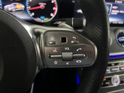 Photo 18 Mercedes CLS   450 4MATIC Coupé AMG Line