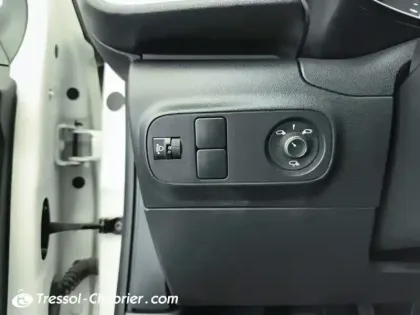 Photo 26 Citroën C3  BlueHDi 100 S&S Feel Business