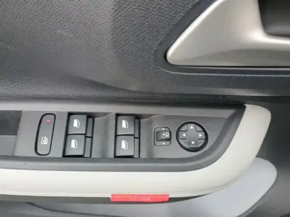 Photo 19 Citroën C3  Turbo 100 ch Manuelle Max