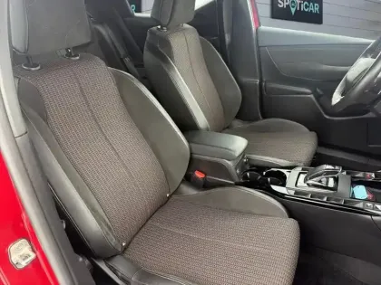 Photo 8 DS DS 3 DS3 Crossback PureTech 130 EAT8 Performance Line