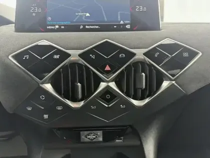Photo 12 DS DS 3 DS3 Crossback PureTech 130 EAT8 Performance Line