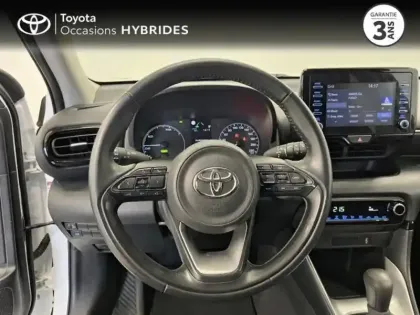 Photo 8 Toyota Yaris  116h Dynamic 5p MY22