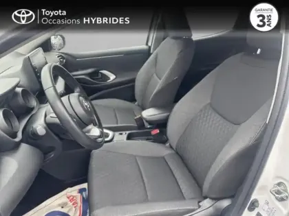 Photo 10 Toyota Yaris  116h Design 5p MY22