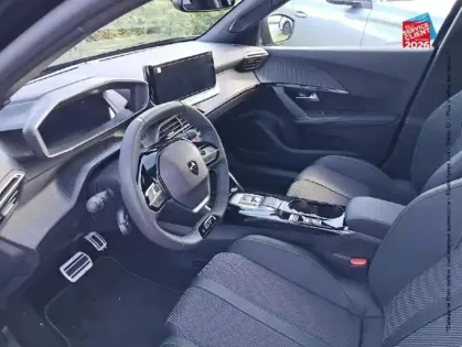 Photo 10 Peugeot 2008  1.2 Hybrid 145ch GT e-DCS6