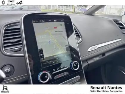 Photo 10 Renault Scenic Grand  TCe 140ch Techno EDC 7 places