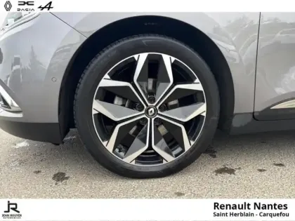 Photo 8 Renault Scenic Grand  TCe 140ch Techno EDC 7 places