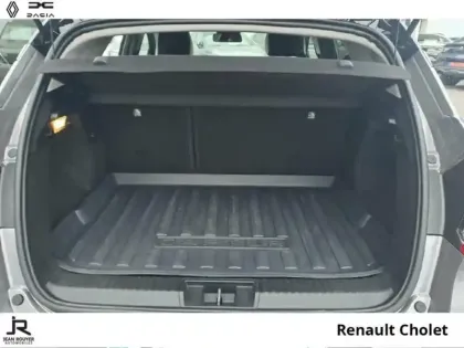 Photo 6 Renault Captur  1.3 TCe mild hybrid 140ch Techno Fast Track