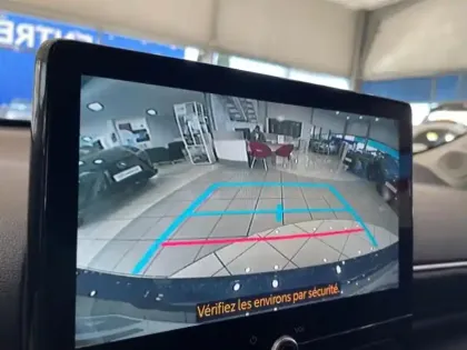 Photo 11 Toyota Yaris  116h Design 5p MC24