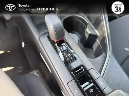 Photo 11 Toyota C-HR  1.8 Hybride 140ch Design MY25