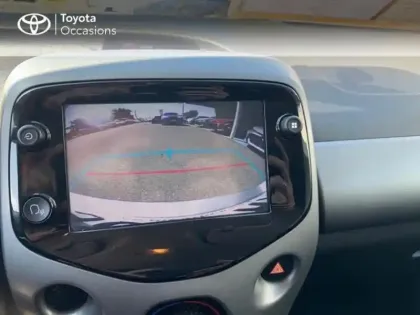 Photo 8 Toyota Aygo  1.0 VVT-i 72ch x-play x-app 5p X-Style