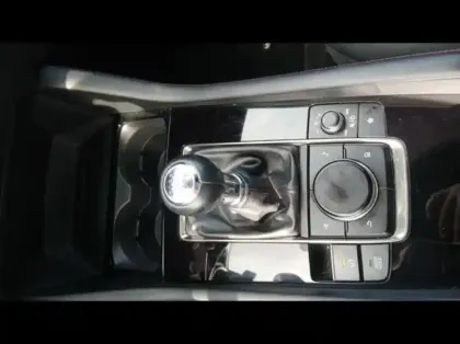 Photo 7 Mazda Mazda3 Mazda 3 2.5 e-SKYACTIV-G M-Hybrid 140ch Homura 2025