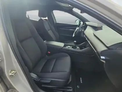 Photo 26 Mazda Mazda3 Mazda 3 2.5 e-SKYACTIV-G M-Hybrid 140ch Homura 2025