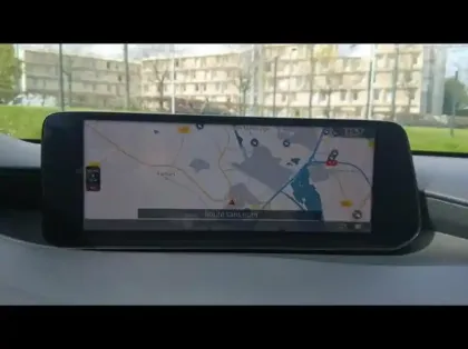 Photo 8 Mazda Mazda3 Mazda 3 2.5 e-SKYACTIV-G M-Hybrid 140ch Homura 2025