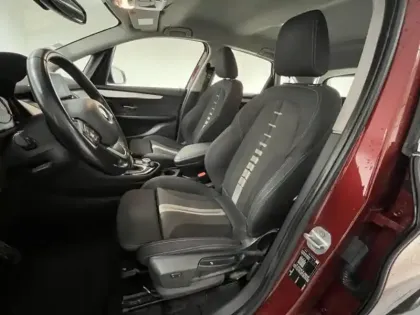 Photo 10 BMW Serie 2 Série 2 ActiveTourer 218iA 140ch Business Design DKG7