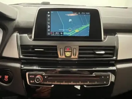 Photo 12 BMW Serie 2 Série 2 ActiveTourer 218iA 140ch Business Design DKG7