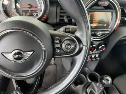 Photo 10 Mini Mini Cabrio Cooper 136ch Chili