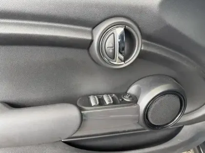 Photo 12 Mini Mini Cabrio Cooper 136ch Chili