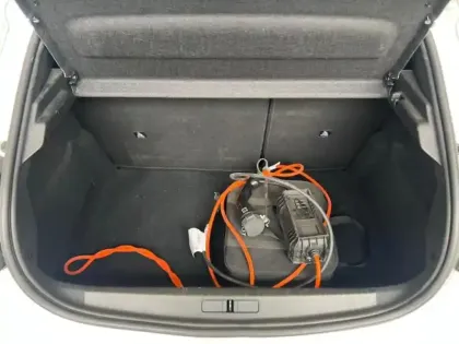 Photo 8 Peugeot 208  e- 136ch Active