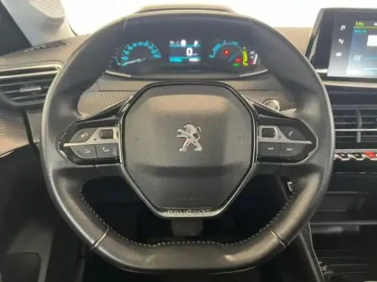 Photo 14 Peugeot 208  e- 136ch Active