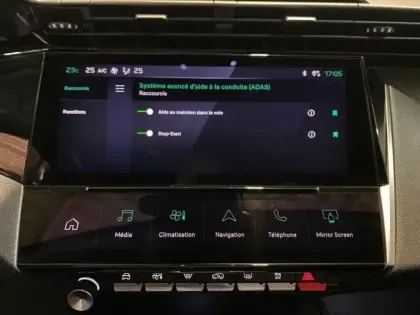 Photo 14 Peugeot 308  SW 1.2 PureTech 130ch S&S Allure EAT8