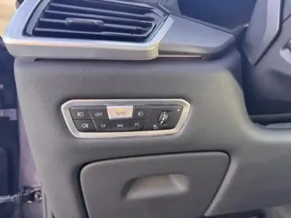 Photo 9 BMW X5  xDrive45e 394ch M Sport 17cv