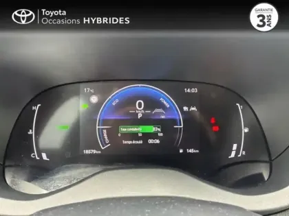 Photo 13 Toyota Yaris  116h Design 5p MC24