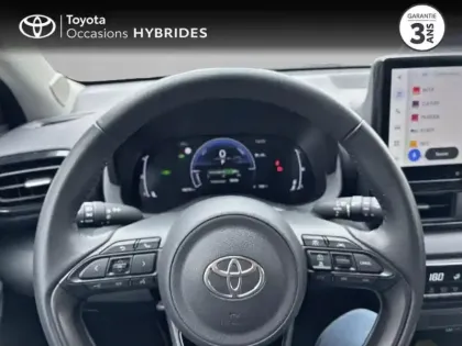 Photo 12 Toyota Yaris  116h Design 5p MC24