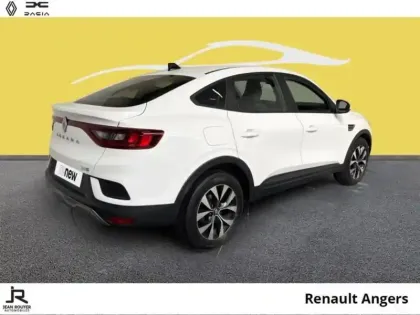 Photo 12 Renault Arkana  1.6 E-Tech 145ch Zen